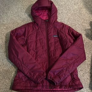 Patagonia Women’s Large wine/berry colored  packable insulated jacket